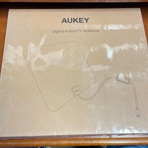 Aukey AN-P01-S Indoor Digital TV Antenna